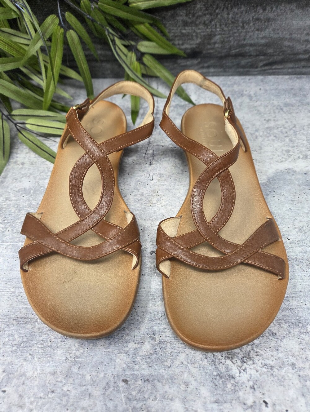 Soul Naturalizer Solo Brown Strappy Flat Sandals Womens Size 12 Classic Casual